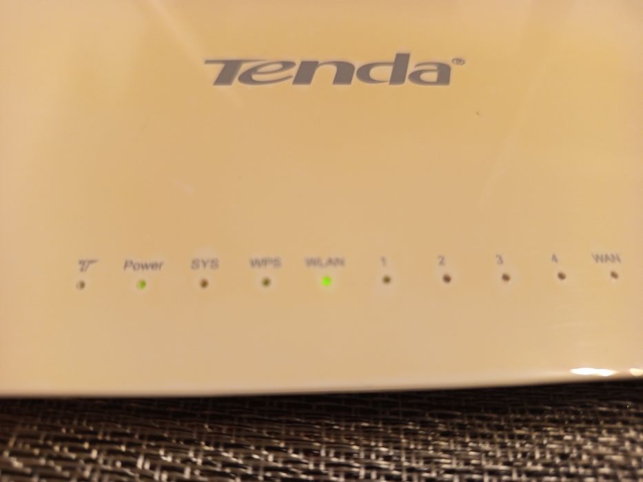 Wireless N300 Home Router Tenda