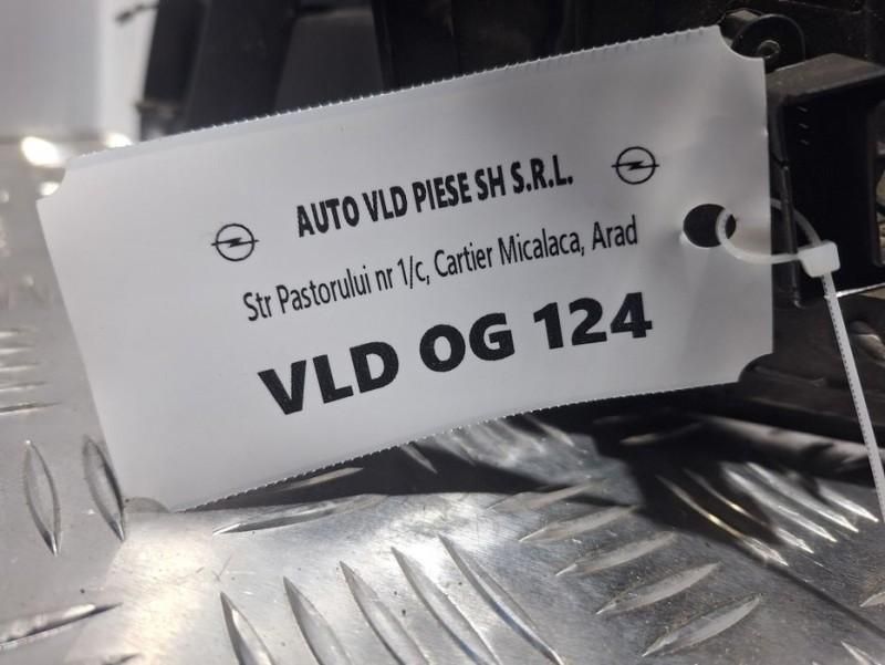 Oglinda stanga 5 pini Opel Vectra C facelift