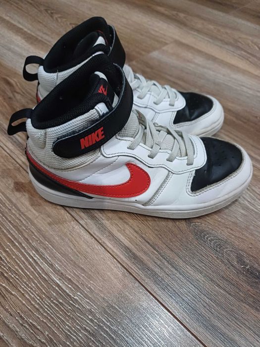 Високи маратонки Nike