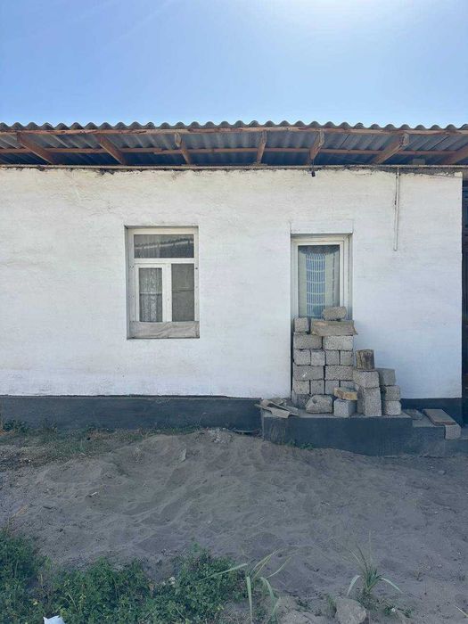 Nurafshon uylari