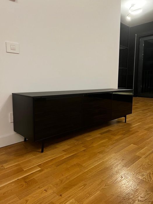 Comode IKEA stare ca nou,abia scoase din cutie.