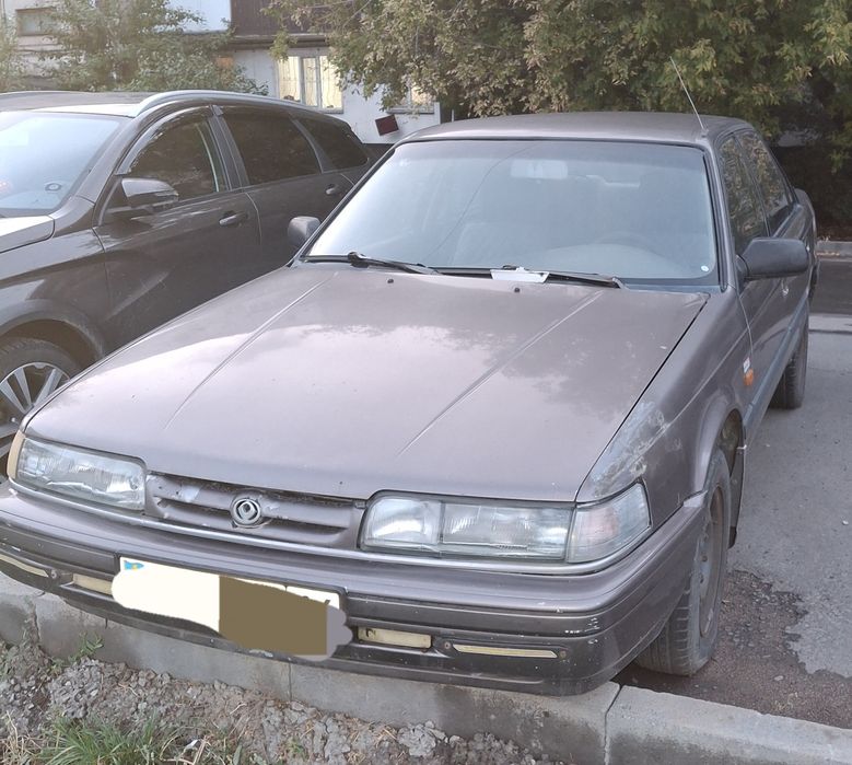 Продам машину мазда 626