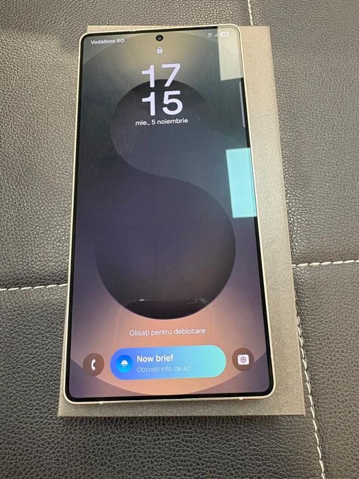 Vând Samsung s 25 ultra 256 GB