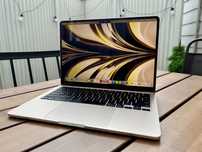 Macbook M2 2022 8GB 256GB tilla rangli sikl 18