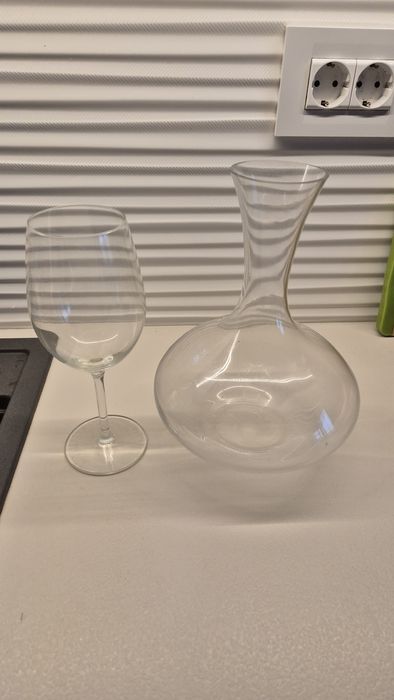 Vând diverse căni și pahare