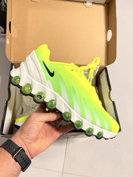 Nike Air Max Dn8 Volt Green