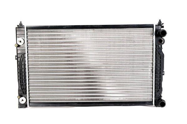 Volkswagen Passat B5 Radiator Yangi