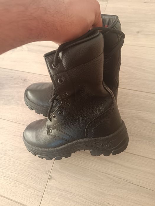 Продам новые берцы лето 37 размер