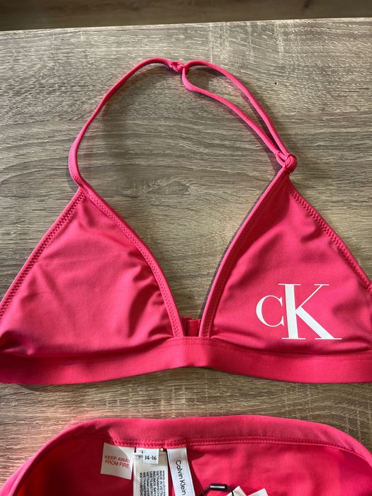 Calvin Klein нови бански  14-16г