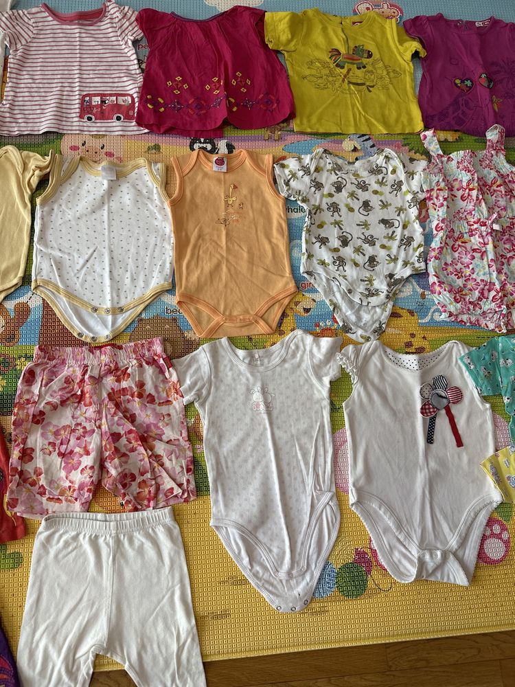 Продам детские вещи