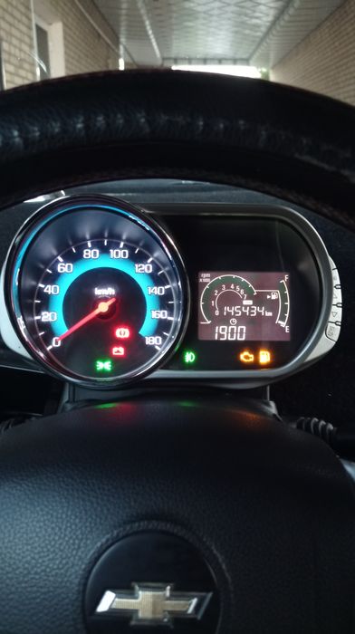 Spark avtomashinasi sotiladi