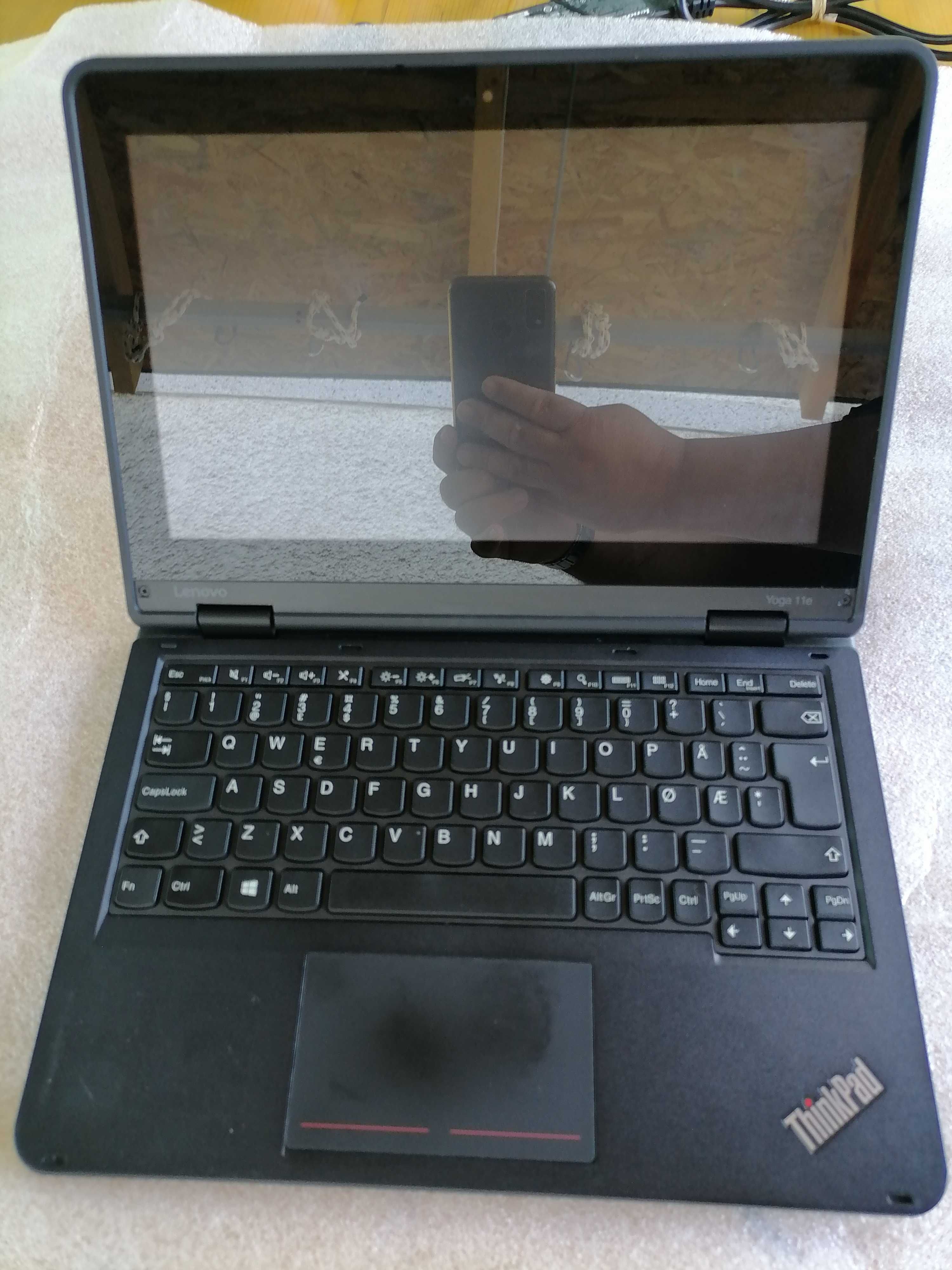 Lenovo ThinkPad Yoga 11e  - IPS Touchscreen