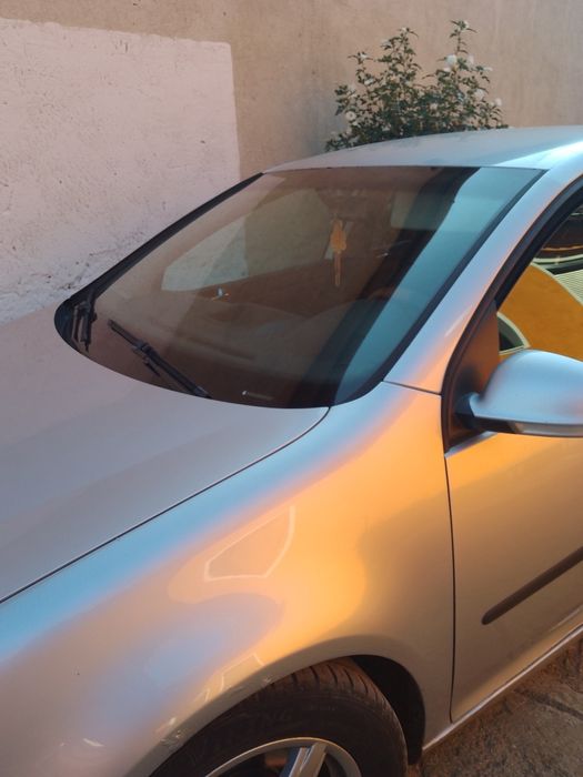 Vand Golf 5 anul 2005