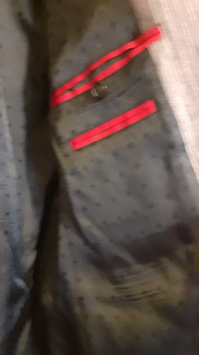 Hugo Boss sacou barbatesc nou