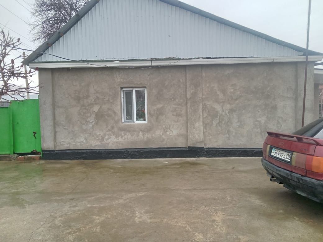 Продам дом 14сотток земли село Костобе