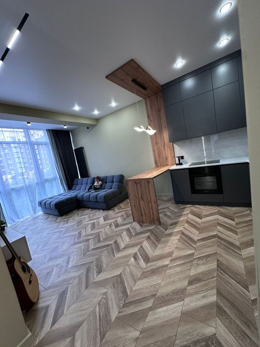 Продам ЖК grand house.