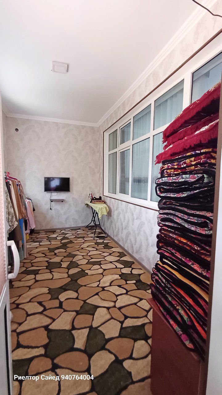 Котеж ховли сотилади