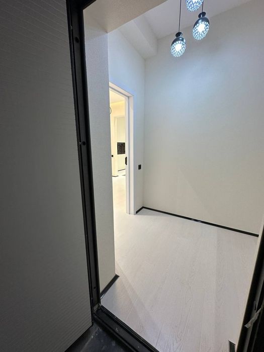 Продам 2 комнатную Чиланзар 19