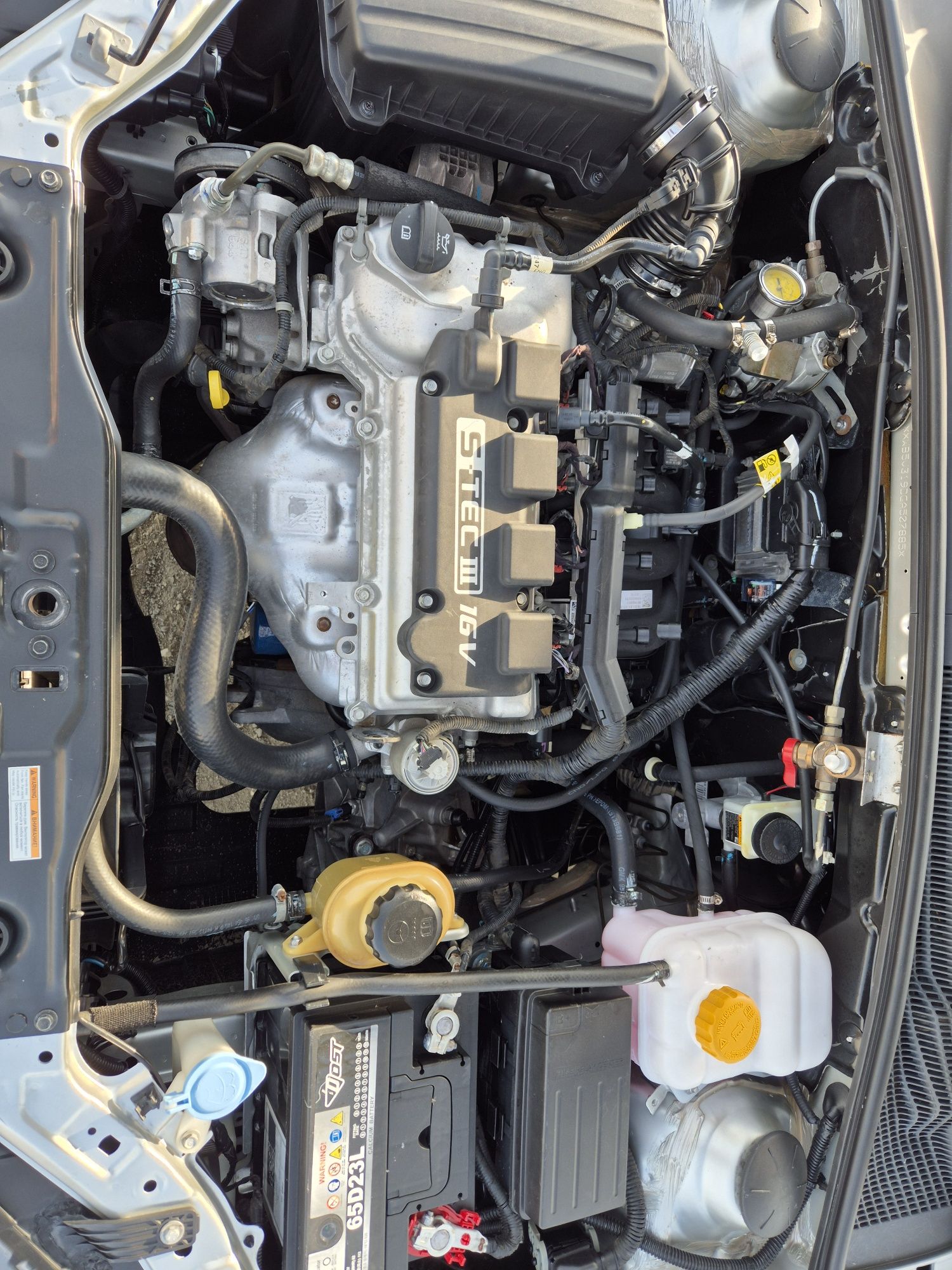 Daewoo GENTRA mexanika, metan, toza, 1 qoʻl