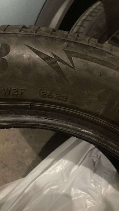 Зимни гуми Bridgeston 205/60/16