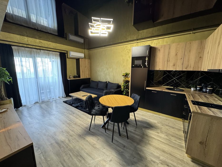 Inchiriez apartament Mamaia Nord