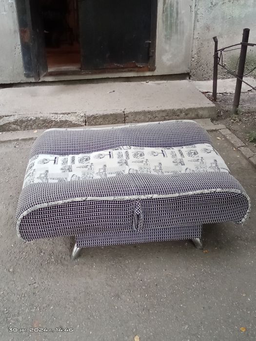 Продам раскладное почти новое кресло