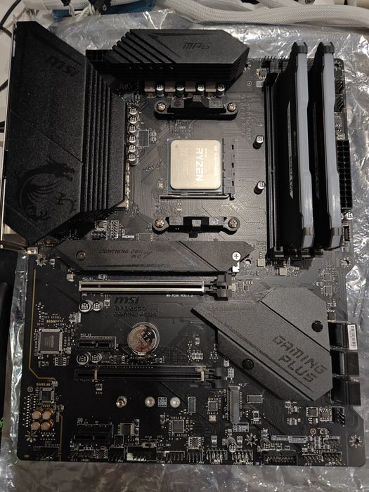 Комплект Ryzen 5800X3D + Msi MPG B550 Gaming Plus