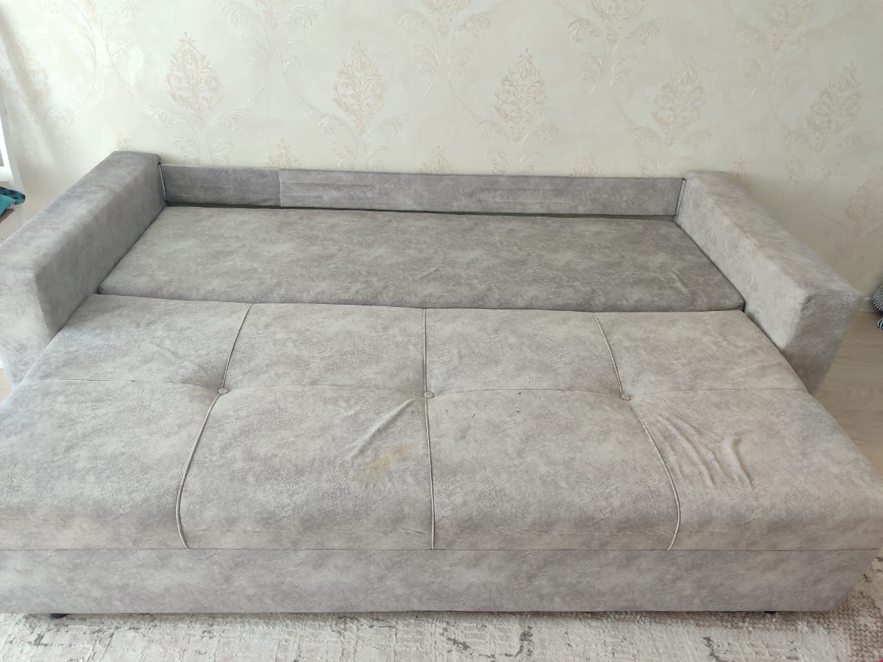 продам диван в отличном состоянии