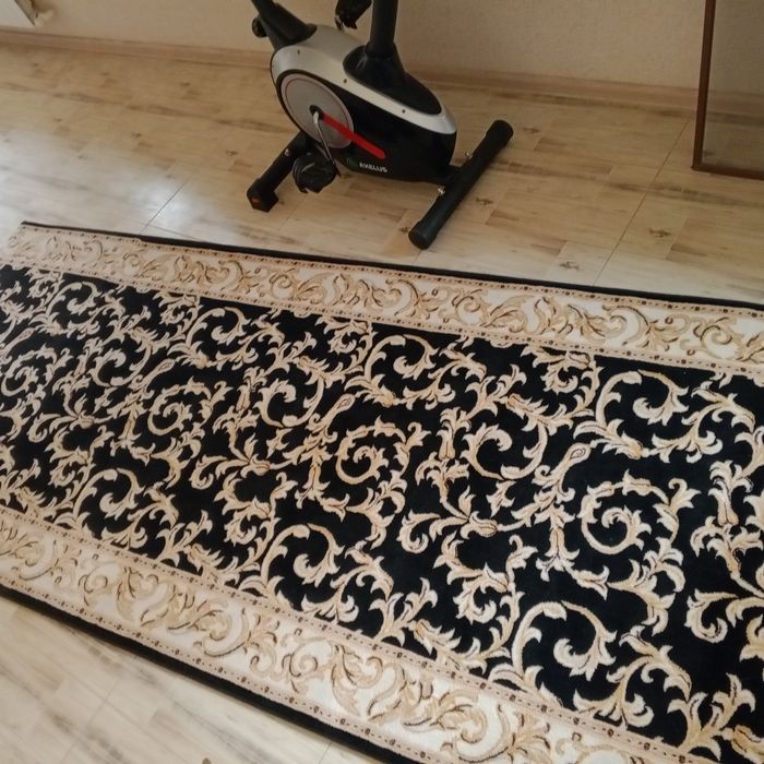 Продается 2 ковровых дорожки