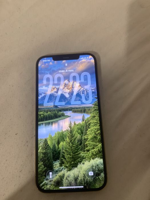 Vand Iphone 12 pro max gold