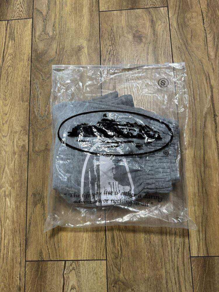 Corteiz "Alcatraz Logo" Grey Pants