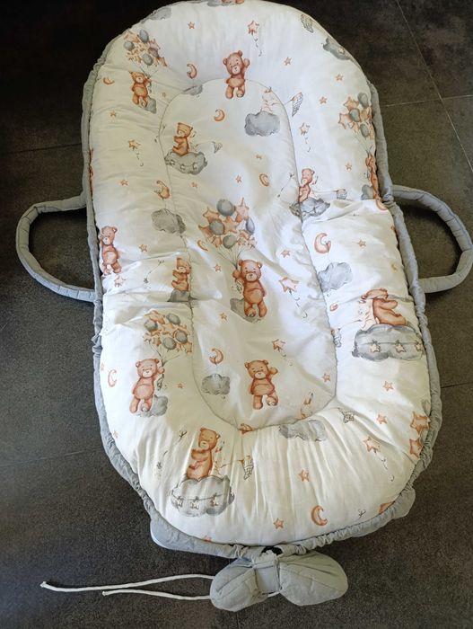 Бебешко гнездо със сваляща тапицерия