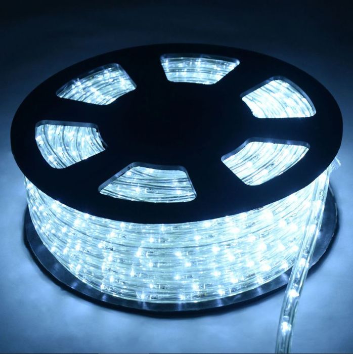 Instalatie tip furtun 100 metri, pentru interior sau exterior

Acest f