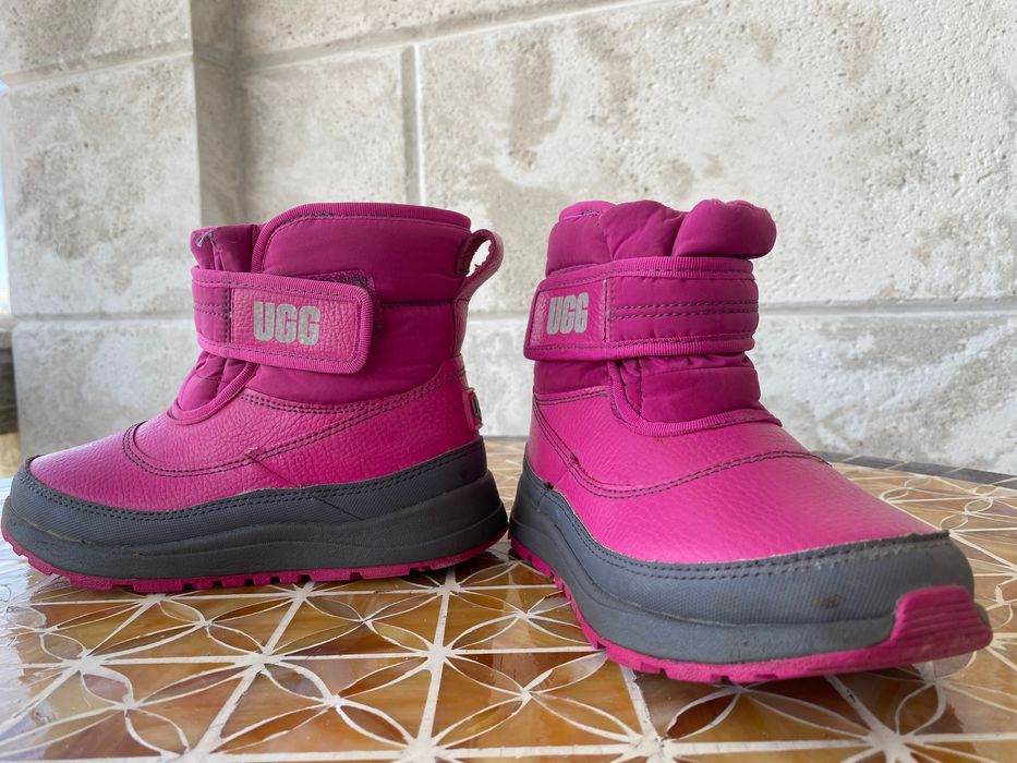 Намалени!! Детски ботуши UGG
