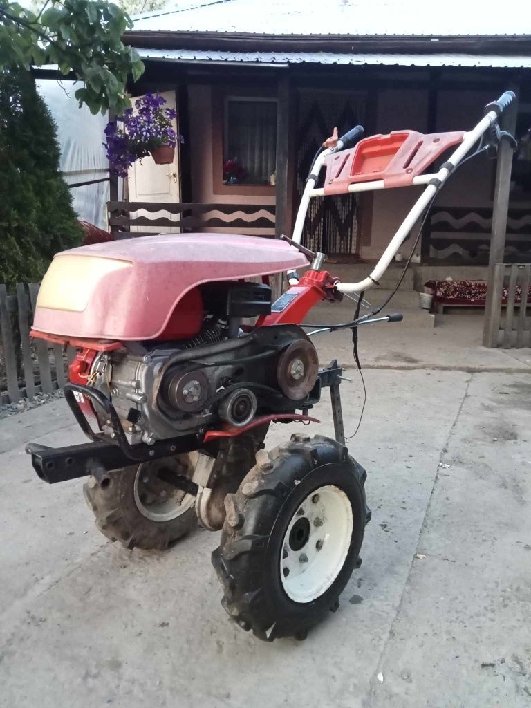 Vând Motocultor de 7.5 cp