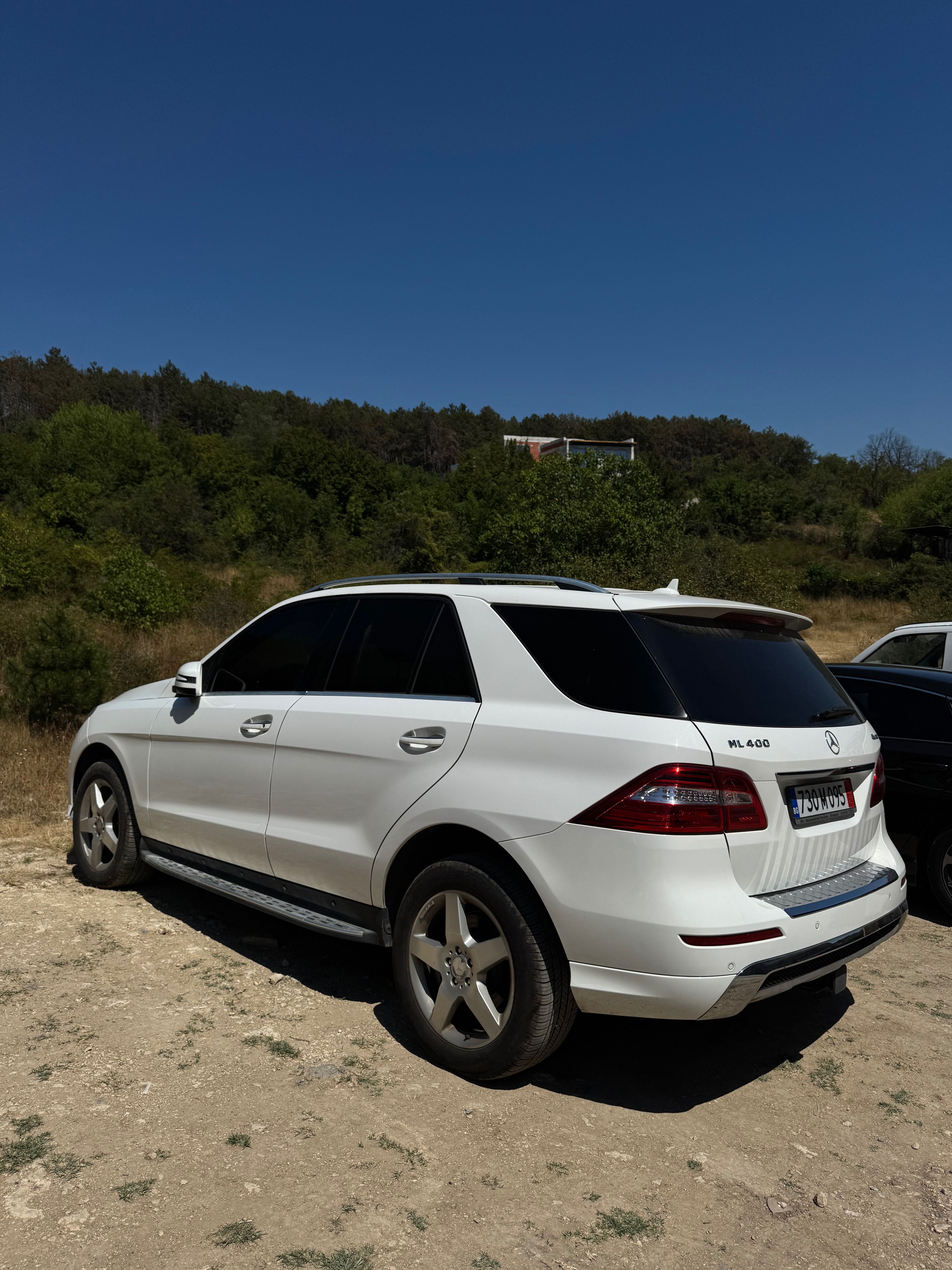 Продавам Mercedes ML 3.0 бензин