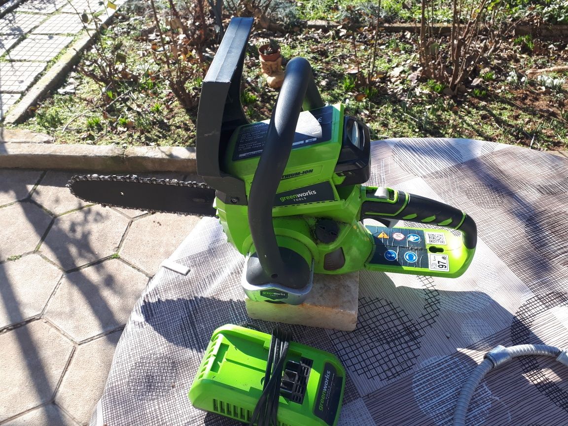 GreenWorks електрическа резачка за дърва