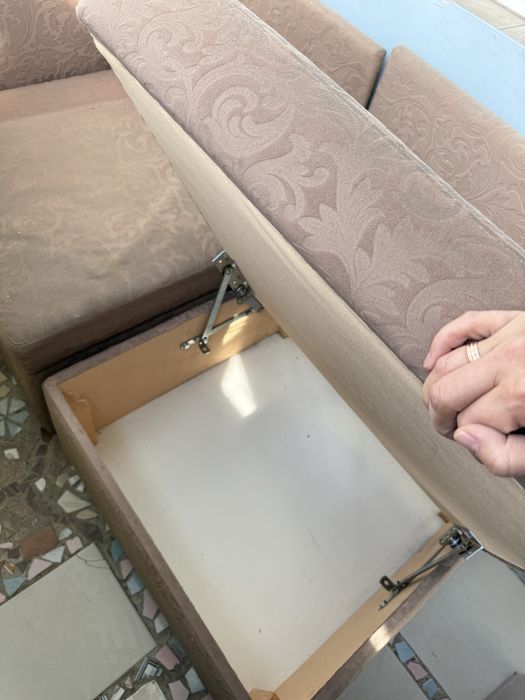 Диванчик+пуфик в прихожую или на балкон