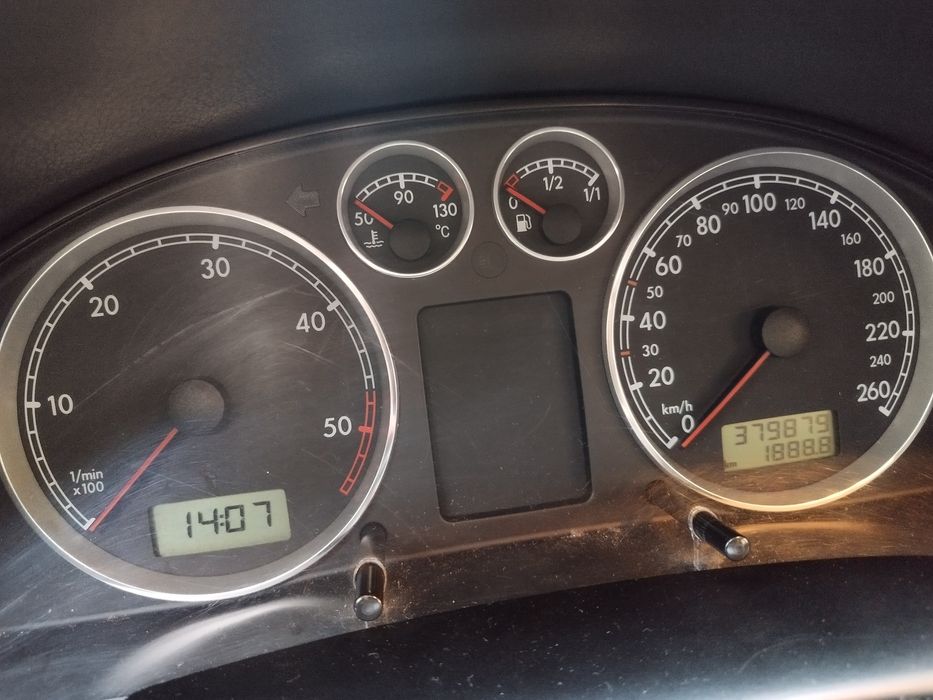 Vând VW Passat Variant 1, 9TDI 131 cp, 2002