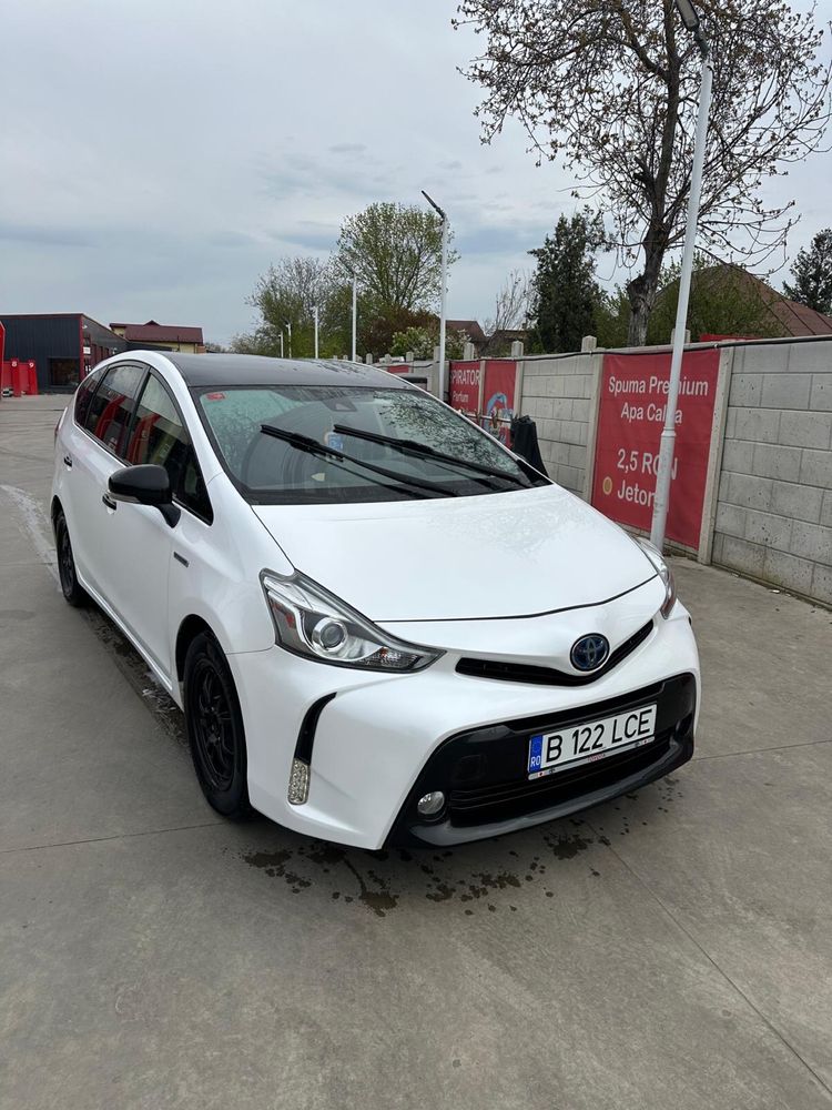 Toyota Prius+ 2018