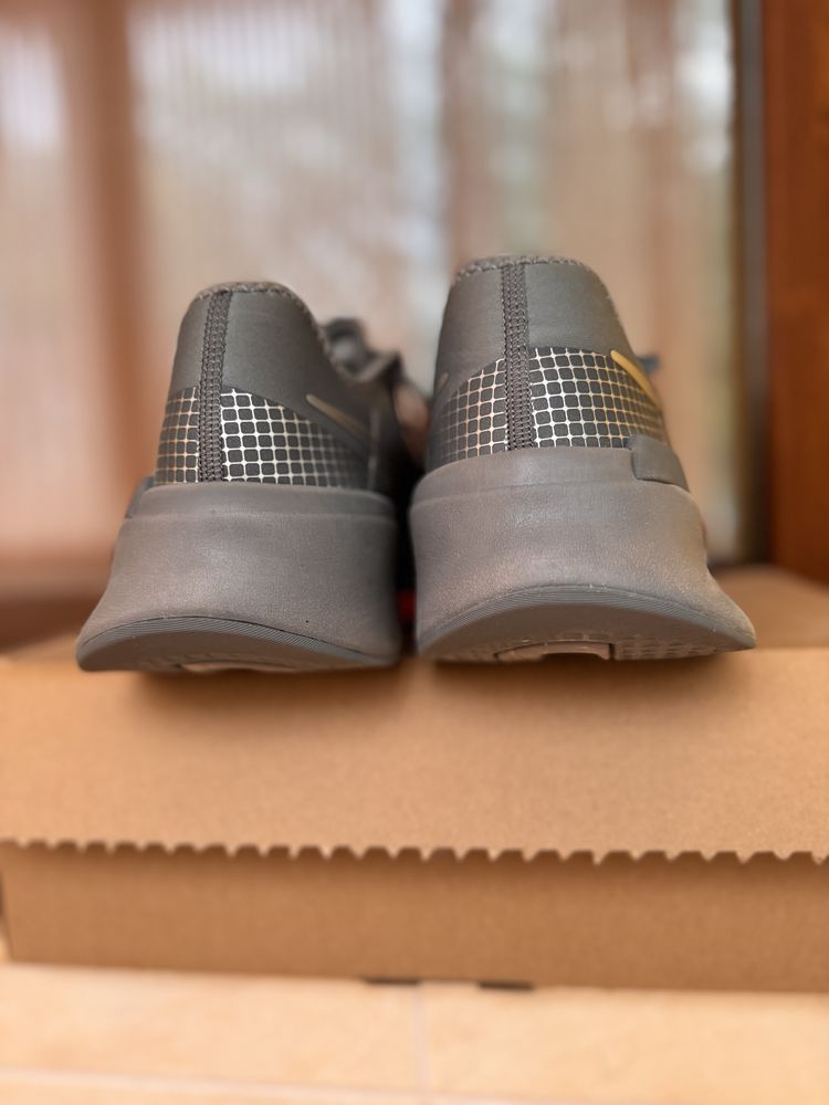 Nike мъжки маратонки 45