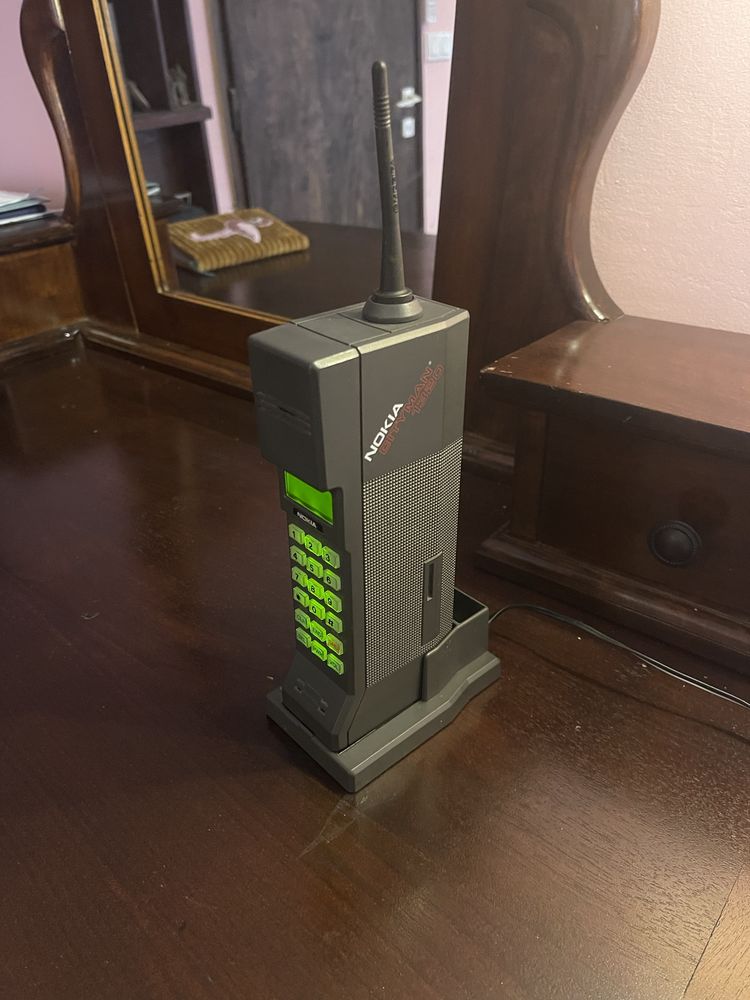 nokia 1987г. mobira cityman 1320