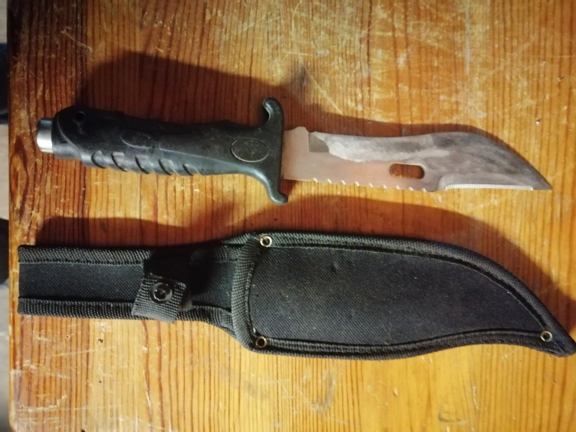 Три ножа за лов и риболов