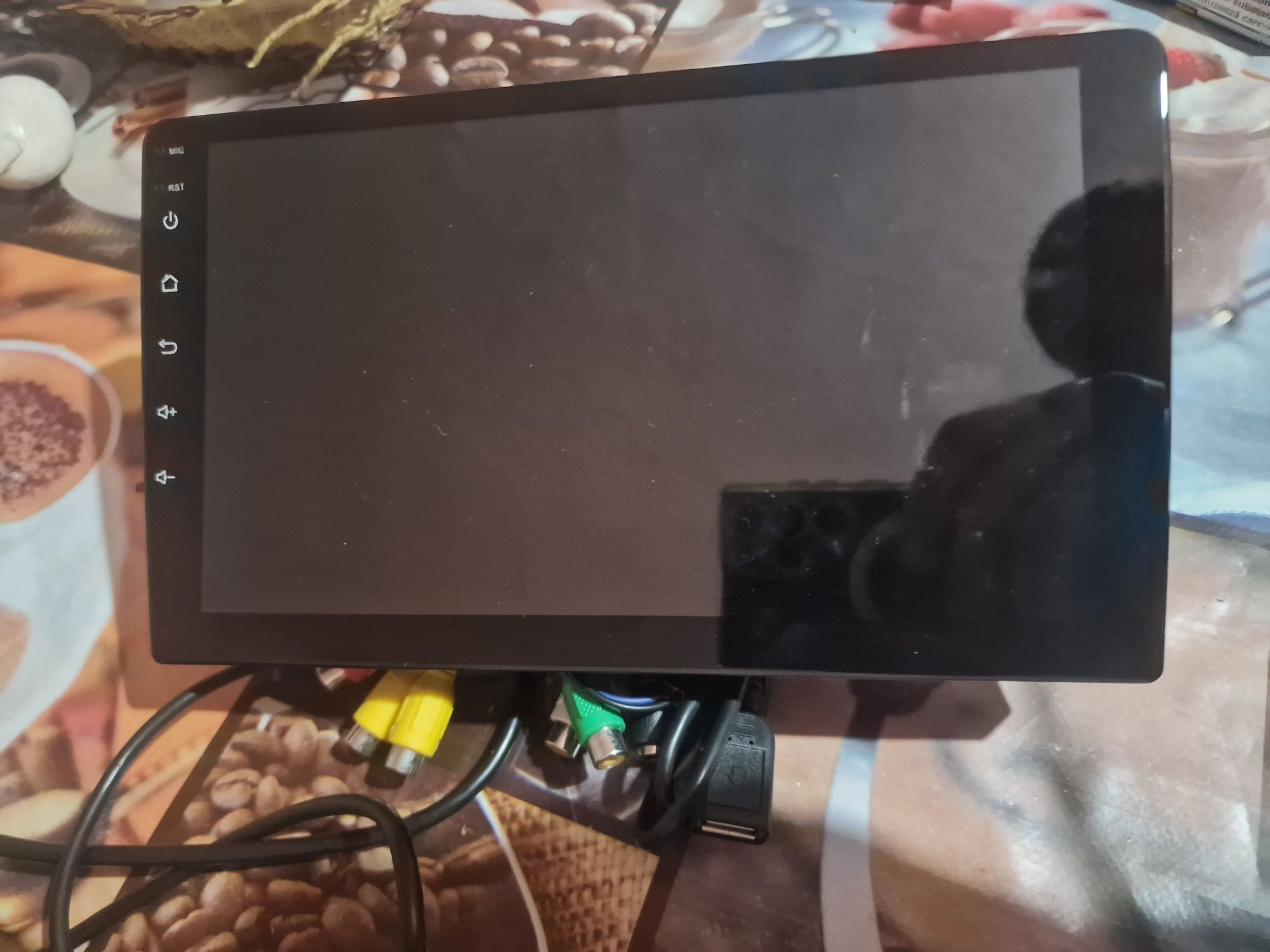 Vând navigație android