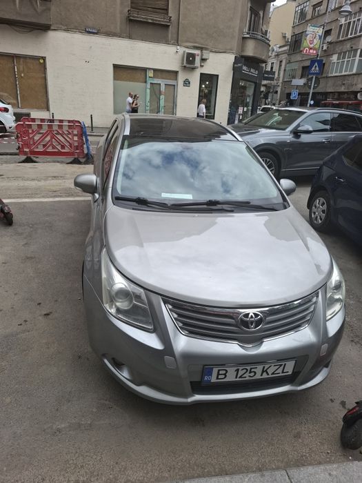Toyota Avensis full option