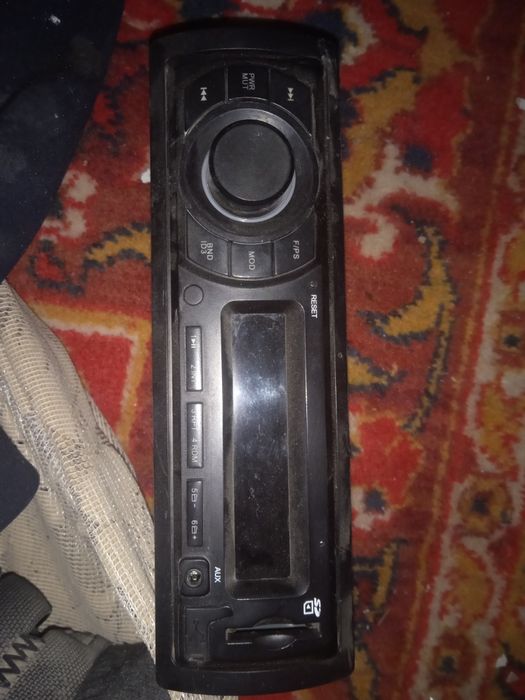 Radio diska balon avto yostiq sotiladi