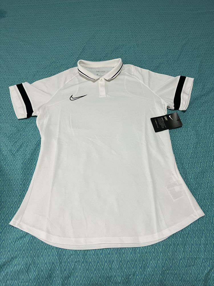 Tricou dama Nike dryfit pentru sală!