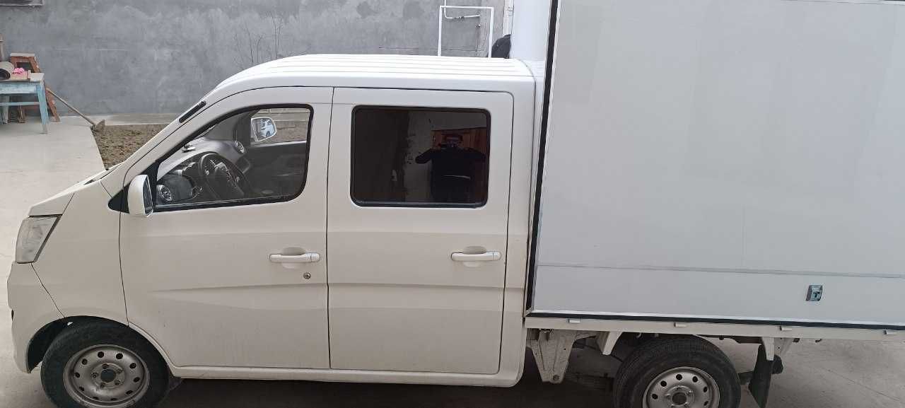 Changan sotiladi.2018-yil 126 ming km yurgan orqa furgonli
