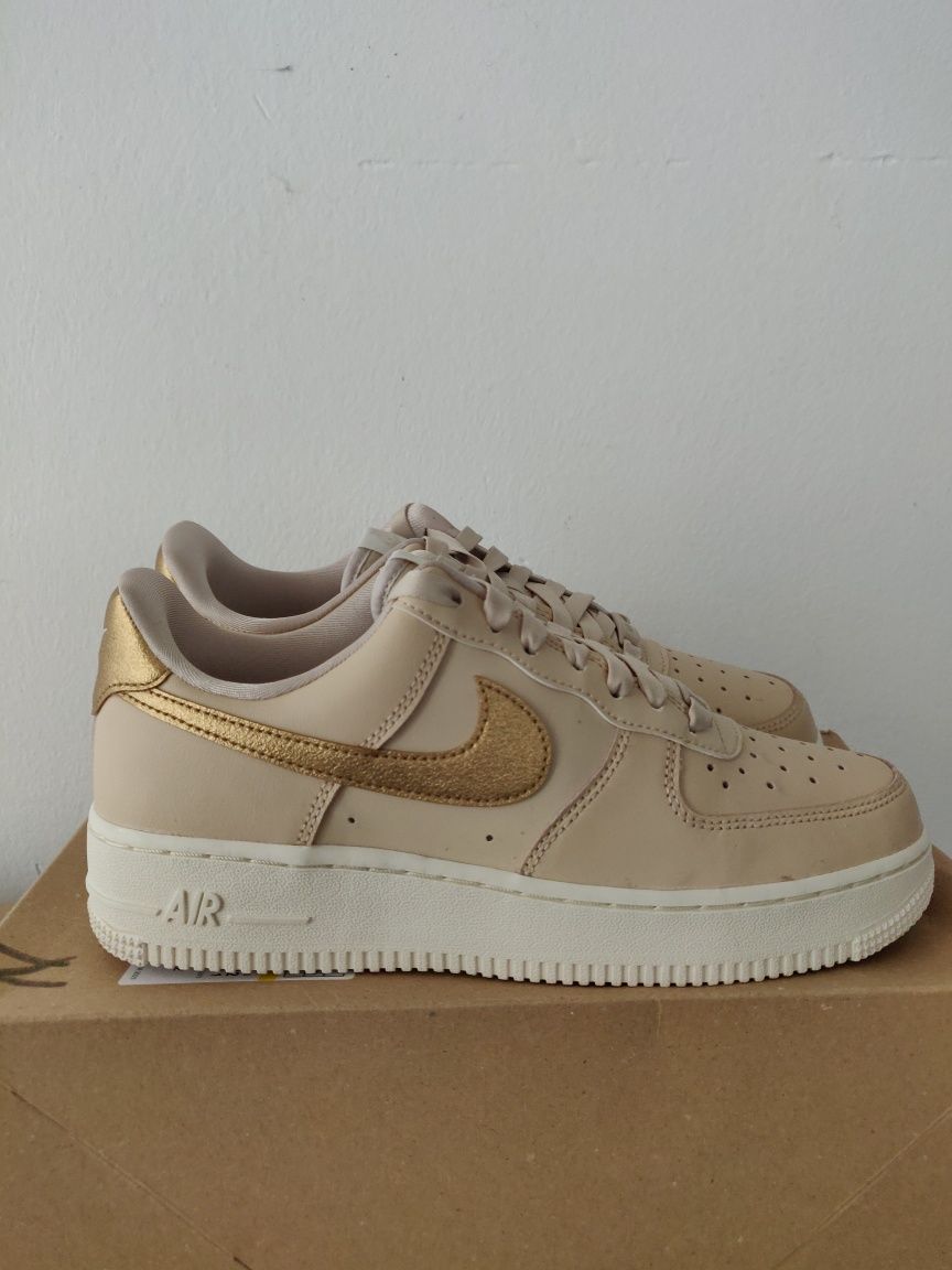 Nike Air Force 1 номер 39