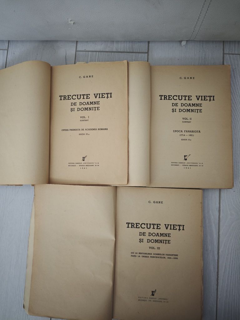 Set complet, Trecute vieți de doamne și domnițe, Gane, 1941, autograf